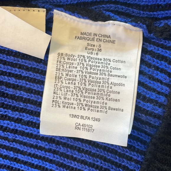 Bench Asymmetrical Zip Sweater - Picture 5 of 6